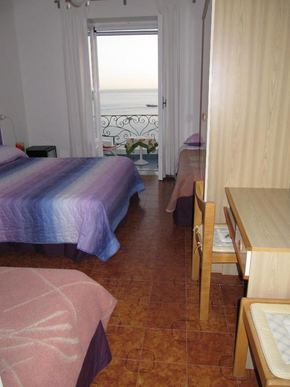 Bed and Breakfast Casa Antonio Barano d'Ischia Номер фото
